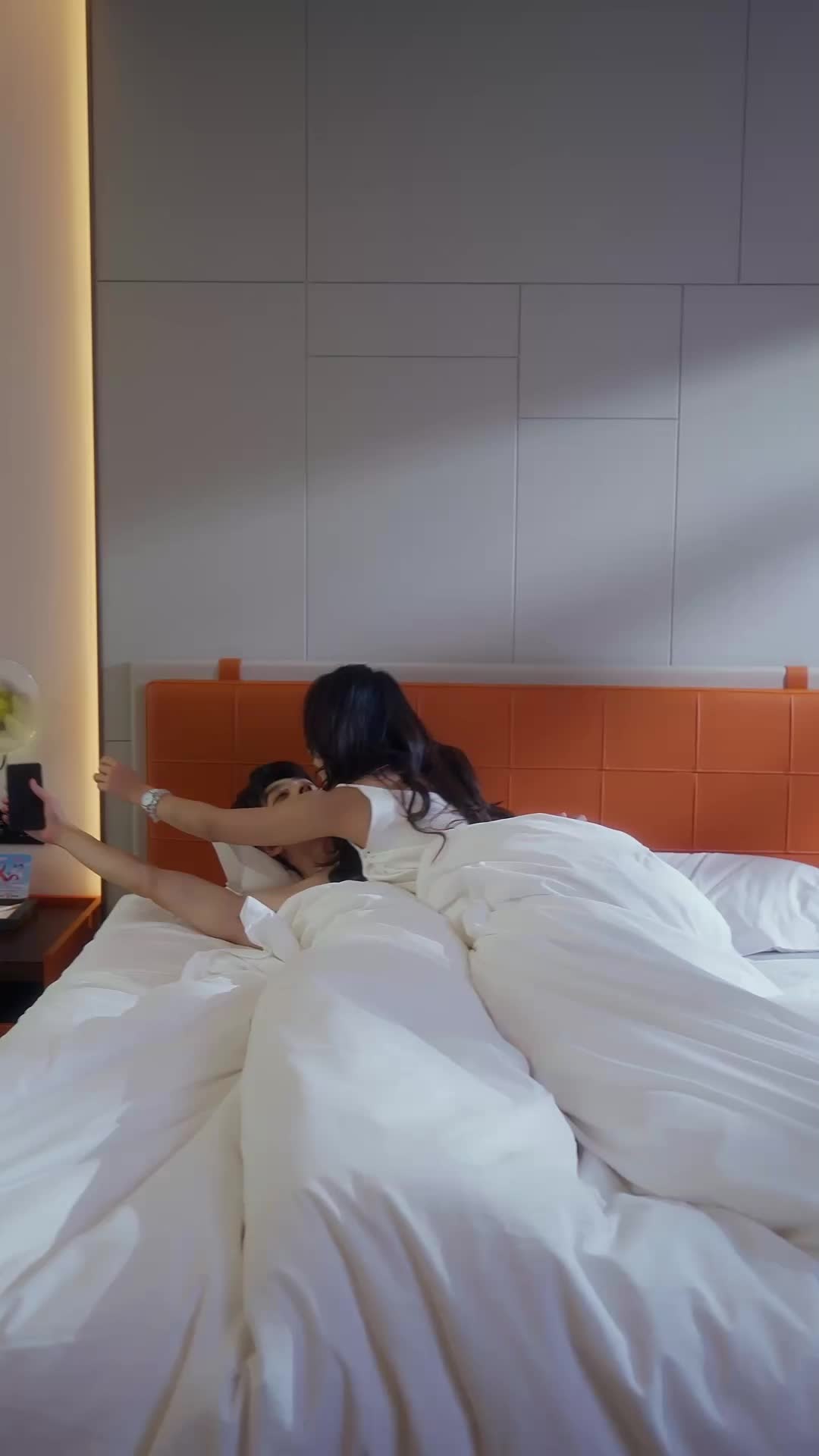 Tập 2 - Cám Dỗ Trong Đêm